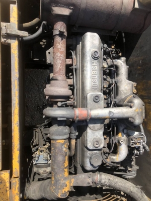 ขาย 285,000 KOBELCO sk200-2 sdl ตัวเดินใหญ่ เครื่องดี ปั้มแรง เอวแน่น แผ่นแทร็กหลวมบูมอาร์มมีรอยปะ เอกสารซื้อขาย รถอยู่ ปทุมธานี สามโคก 090-772-3710 090-772-3708