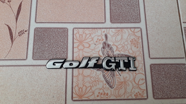เพลทโลโก้ Golf GTI ติดท้ายของรถ VW แท้