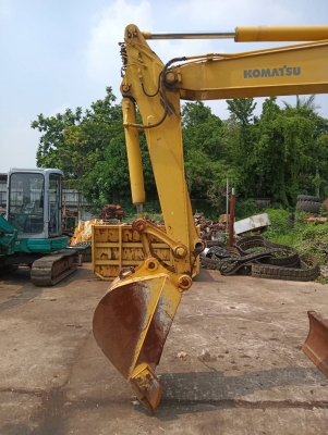 ขายรถแบ็คโฮ KOMATSU PC60-7