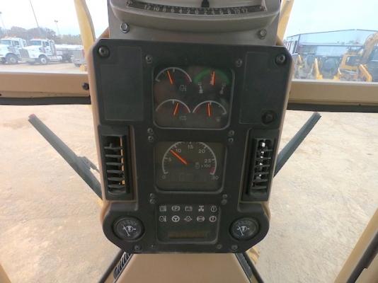 Cat 140H APM013XX ของอยู่ USA Cat 140H APM013XX ของอยู่ USA