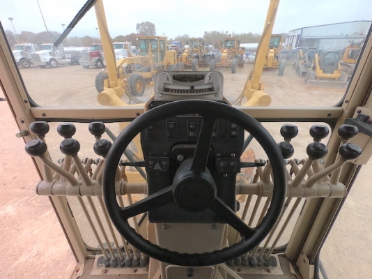 Cat 140H APM013XX ของอยู่ USA Cat 140H APM013XX ของอยู่ USA