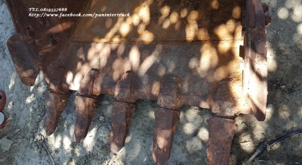 ลดล้างสต๊อค FROM JAPAN BUCKET บุ๊งกี๋ สำหรับรถไซค์ 200 ,220 ,300 สลัก 80 -90 มิล /มีปีก / 5ฟัน /ปากกว้าง :47 นิ้ว (120cm.) ลดล้างสต๊อค FROM JAPAN BUCKET บุ๊งกี๋ สำหรับรถไซค์ 200 ,220 ,300 สลัก 80 -90 มิล /มีปีก / 5ฟัน /ปากกว้าง :47 นิ้ว (120cm.)