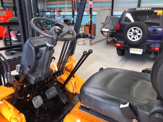 Mitsubishi fg28สภาพดีเก่าญี่ปุ่น มีใบอินวอยไม่เคยใช้ในไทย