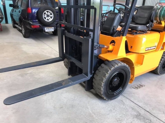 Mitsubishi fg28สภาพดีเก่าญี่ปุ่น มีใบอินวอยไม่เคยใช้ในไทย