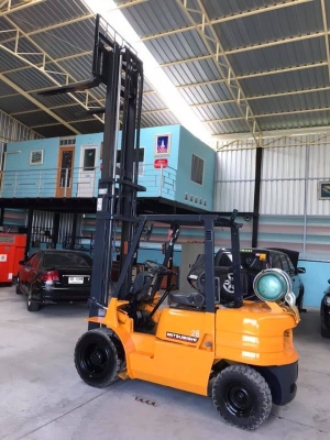 Mitsubishi fg28สภาพดีเก่าญี่ปุ่น มีใบอินวอยไม่เคยใช้ในไทย