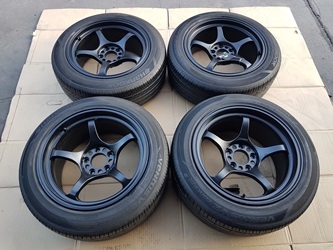 ขายล้อแม็ก COSMIS RG-V ( ล้อใหม่ ของแท้ ) ขอบ 17 กว้าง หน้า 8 หลัง 9 สีดำ 5รู114 รัดยาง\% 215/55/17