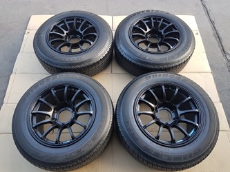 ขายล้อแม็ก COSMIS RS ( ล้อใหม่ ของแท้ ) ขอบ 17 กว้าง หน้า 9 สีดำ 6รู139  รัดยาง\% 245/65/17 ปี15
