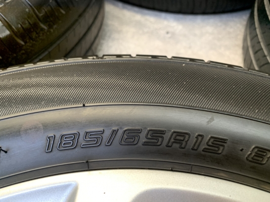 ล้อแม็ก Mazda 2 ขอบ 15 สีบอร์น พร้อมยาง 185-65-15 Dunlop ปี 16