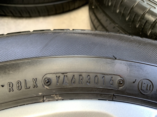 ล้อแม็ก Mazda 2 ขอบ 15 สีบอร์น พร้อมยาง 185-65-15 Dunlop ปี 16