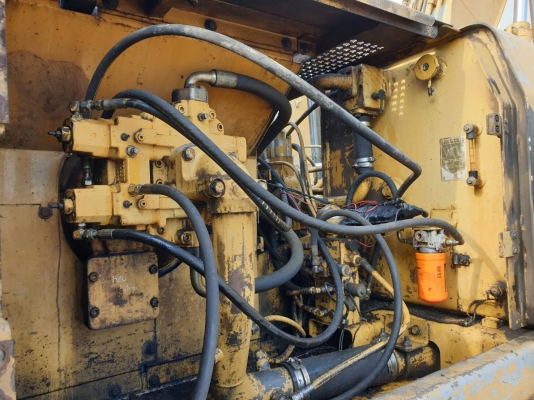 ขายรถแบคโฮมูมยาวCAT 320 V.2 L เอกสารเล่มทะเบียน ราคา.795,000 ต่อรอง รถพร้อมใช้งาน แอร์เย็นไฟฟ้าเต็ม มูมยาว 18 ม.เครื่องเดิมๆแรง ปั้มเดิมๆ เอวมีขยับนิดหน่อย สีเดิม สนใจนัดลองรถได้ที่ 081-3531946 ต่อ.บางนา รถอยู่ กทม