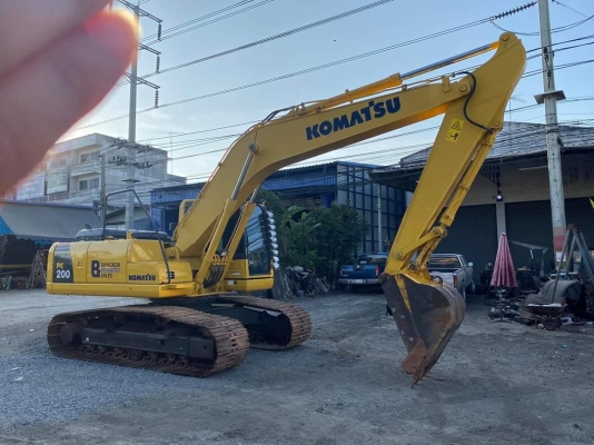 Komatsu 200-8 MO กล้องหลังจอเหลือง กรองอากาศ ใช้งาน 5000ช.มเล่มทะเบียน เจ้าของขายเอง