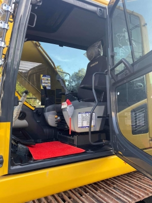 Komatsu 200-8 MO กล้องหลังจอเหลือง กรองอากาศ ใช้งาน 5000ช.มเล่มทะเบียน เจ้าของขายเอง