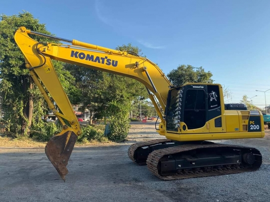 Komatsu 200-8 MO กล้องหลังจอเหลือง กรองอากาศ ใช้งาน 5000ช.มเล่มทะเบียน เจ้าของขายเอง