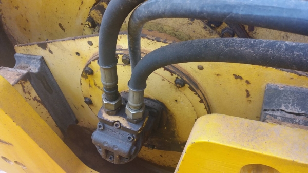 ขายรถบดสั่นสะเทือน 2 เพลาBOMAXเอกสารทะเบียน