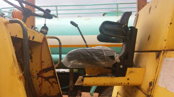 ขายรถบดสั่นสะเทือน 2 เพลาBOMAXเอกสารทะเบียน