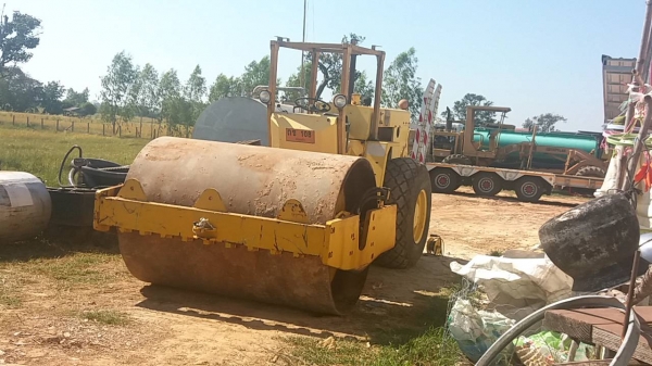 ขายรถบดสั่นสะเทือน 2 เพลาBOMAXเอกสารทะเบียน