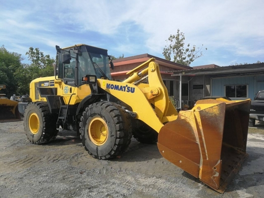 Premium เกรดA+++ รถตักล้อยาง KOMATSU WA320-7 นำเข้าจากญี่ปุ่น ขายถูก โทร.090-986-2521 อ๊อบ