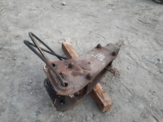 ขาย หัวเจาะ หัวกระแทก breaker สำหรับติด รถขุด แบคโฮ PC 50 - 60 แกนสลัก 50 มิล เก่าญี่ปุ่น ขาย หัวเจาะ หัวกระแทก breaker สำหรับติด รถขุด แบคโฮ PC 50 - 60 แกนสลัก 50 มิล เก่าญี่ปุ่น