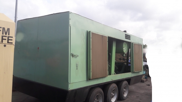 ขายปั้มลม SULLAIR รุ่น H1300DTQ เครื่อง CAT 3406T 475 แรงม้า ลม 10.3 บาร์ 1300 cfm 150PSIG ปั้มลมสกรูสภาพสวย นำเข้าจากญี่ปุ่น ขายปั้มลม SULLAIR รุ่น H1300DTQ เครื่อง CAT 3406T 475 แรงม้า ลม 10.3 บาร์ 1300 cfm 150PSIG ปั้มลมสกรูสภาพสวย นำเข้าจากญี่ปุ่น