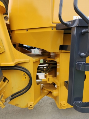 ขาย รถตักล้อยาง KOMATSU WA 200-3 นำเข้าจากญี่ปุ่นโดยตรง โทร.090-986-2521 อ๊อบ