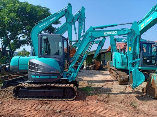 ขาย..KOBELCO SK40SR-3 เก่านอกแท้  มีลายแย๊ก..ใช้งานมา สองพันกว่าๆๆ โทร 089-3818694 จ๊อย
