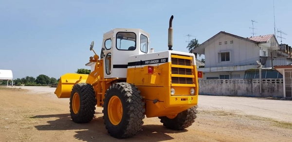 งานเนียน #KOMATSU510 เครื่องยนต์4D105  เก่านอกไม่เคยใช้งานในไทย เครื่องเดิมยางเดิมYOKOHAMA เพิ่มเติมคือความสะอาดละมุนละไม ราคา665,000 บาท สนใจสอบถามได้ครับ 083-4355829 , 081-8416818 #KPGแทรคเตอร์ หรือ กดไปที่ลิ้งค์้เพื่อสอบถาม Line: https://line.me/R/ti/p