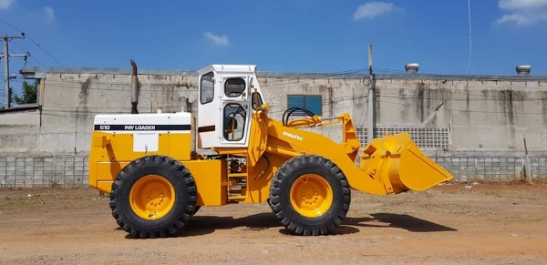งานเนียน #KOMATSU510 เครื่องยนต์4D105  เก่านอกไม่เคยใช้งานในไทย เครื่องเดิมยางเดิมYOKOHAMA เพิ่มเติมคือความสะอาดละมุนละไม ราคา665,000 บาท สนใจสอบถามได้ครับ 083-4355829 , 081-8416818 #KPGแทรคเตอร์ หรือ กดไปที่ลิ้งค์้เพื่อสอบถาม Line: https://line.me/R/ti/p