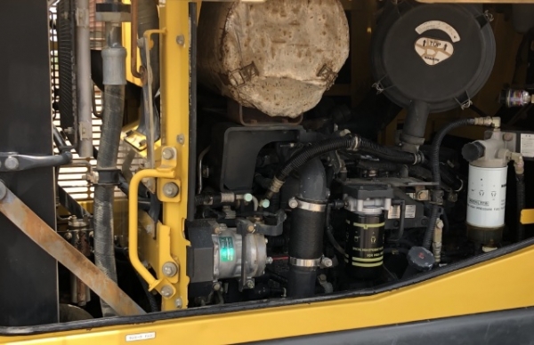 ขายรถตักล้อยาง KOMATSU WA320-6 รถนอกนำเข้าเองจากญี่ปุ่น สภาพสวยพร้อมใช้ มีVDOการทำงานครับ