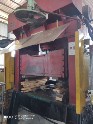 ขายเครื่อง Press 100 ตัน และ 60 ตัน