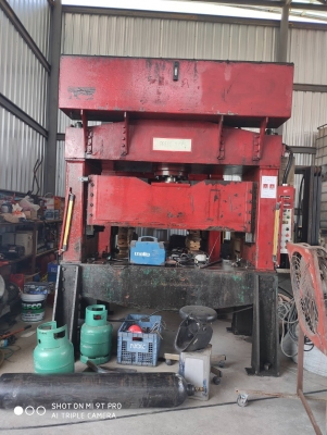 ขายเครื่อง Press 100 ตัน และ 60 ตัน