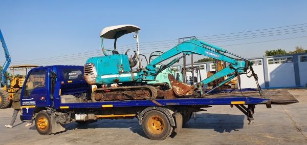 ขายด่วน195,000บาทรถแบคโฮคูโบต้าK30คอลโทลสั้นน้ำมันปั้มนี้วเทียบเท่าPC30รถนอกสถาพดีพร้อมใช้เพิ่งนำเข้ามายังไม่เคยใช้งานในไทยเลย