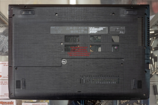 โน้ตบุ๊ค Acer รุ่น E5-553G AMD A10-9600P 3.3 GHz Ram 8G HDD 1 TB การ์ดจอ R8 M445DX