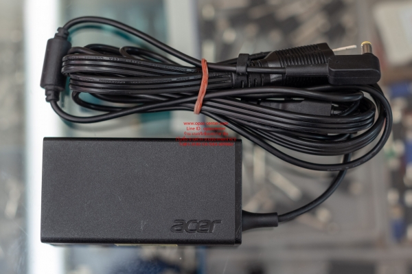 โน้ตบุ๊ค Acer รุ่น E5-553G AMD A10-9600P 3.3 GHz Ram 8G HDD 1 TB การ์ดจอ R8 M445DX