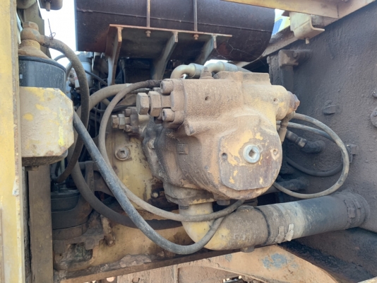 KOMATSU PC200-6 เอกสารเล่มทะเบียนราคา 580,000