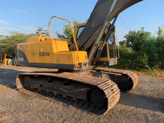 ขาย 895,000 VOLVO EC210 B PRIME 2x,xxx ชั่วโมง ปี 2013 เครื่องดี ปั้มแรง โซ่หนา เอวแน่น ไฟฟ้าครบ เช็