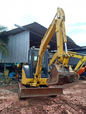 ขาย.KOMATSU PC35MR-2. เก่านอกแท้  สภาพสวย  เดิมๆๆ  เครื่องปั๊มแห้ง พร้อมใช้ โทร 089-3818694จ๊อย