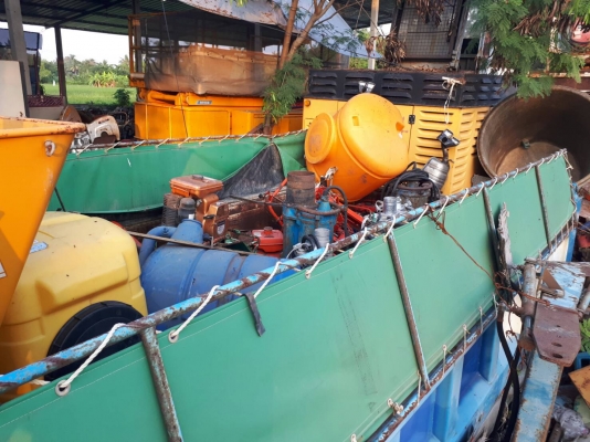 ขายถูกๆ กระบะ ยกดั้ม รถบรรทุก สิบล้อ พร้อมปั้มไฮโดรลิก มีมอเตอร์ไฟฟ้า พับเก็บผ้าคลุมกันของตกหล่น กXย = 2.35 x 5.50  ม เก่าญี่ปุ่น