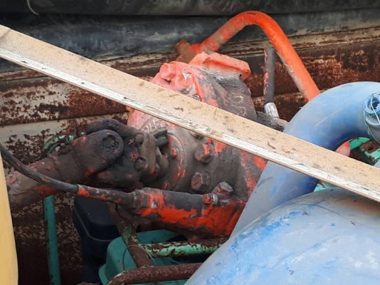 ขายถูกๆ กระบะ ยกดั้ม รถบรรทุก สิบล้อ พร้อมปั้มไฮโดรลิก มีมอเตอร์ไฟฟ้า พับเก็บผ้าคลุมกันของตกหล่น กXย = 2.35 x 5.50  ม เก่าญี่ปุ่น