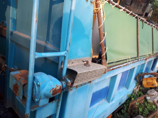 ขายถูกๆ กระบะ ยกดั้ม รถบรรทุก สิบล้อ พร้อมปั้มไฮโดรลิก มีมอเตอร์ไฟฟ้า พับเก็บผ้าคลุมกันของตกหล่น กXย = 2.35 x 5.50  ม เก่าญี่ปุ่น