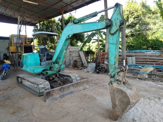 KOMATSU PC40-7