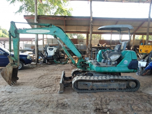KOMATSU PC40-7