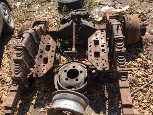 ขายชุดแนบโบกี้ isuzu หัวยาว 14000บาท 0816278866