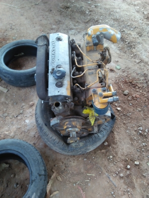 ขายเครื่องยนต์ KOMATSU 4D95