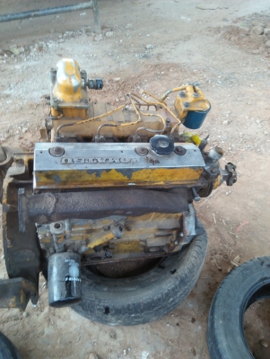 ขายเครื่องยนต์ KOMATSU 4D95
