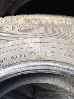 ขายยางYokohama 245/70/16ปี16 ดอกยางแน่นๆ ใช้ได้อีกยาวนาน โทร0879050181.ส่งได้ครับ