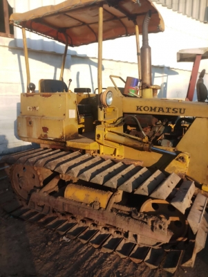 ขายแทรกเตอร์ komatsu D20-5