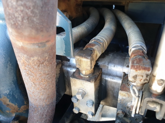 รถขุดเล็ก Kubota KX-024 ขนาด 2.5ตัน ตู้เก๋ง สภาพเดิมๆจากญี่ปุ่น รถขุดเล็ก Kubota KX-024 ขนาด 2.5ตัน ตู้เก๋ง สภาพเดิมๆจากญี่ปุ่น