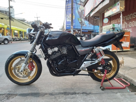ขาย HONDA CB400 TECH1 ปี2001 เดิมๆ สีสวย มีท่อแต่ง กันล้ม แฮนด์บาร์ ยางใหม่หน้าหลัง อินวอยส์ สรรพสาม ขาย HONDA CB400 TECH1 ปี2001 เดิมๆ สีสวย มีท่อแต่ง กันล้ม แฮนด์บาร์ ยางใหม่หน้าหลัง อินวอยส์ สรรพสาม
