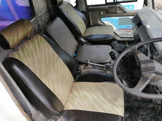 ขายหัว Mitsubishi  FN527 เฉินหลง สีเดิมๆบางๆสวยๆอุปกรณ์ครบภายในสวย ขาหน้า ขาหลัง กันชน ตีนเบรคทิฟฟี่ ตู้แอร์ ราคาถูก นิวัฒน์ยนต์ 086-3764064/085-5085008