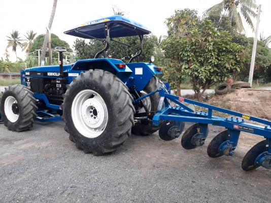 ขายฟอดร์ 7840 หกสูบ สองเพาคานนิวฮอแลน เกียรกลาง พร้อมทะเบืยน ราคา 800000฿